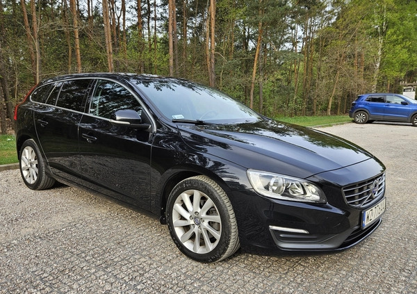 Volvo V60 cena 39900 przebieg: 291000, rok produkcji 2014 z Łomianki małe 529